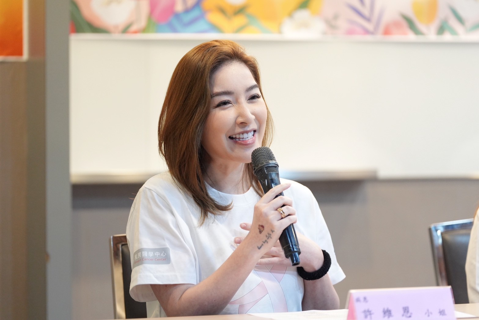 許維恩罹患乳癌後首露面，氣色非常好。（圖／記者陳明中攝）