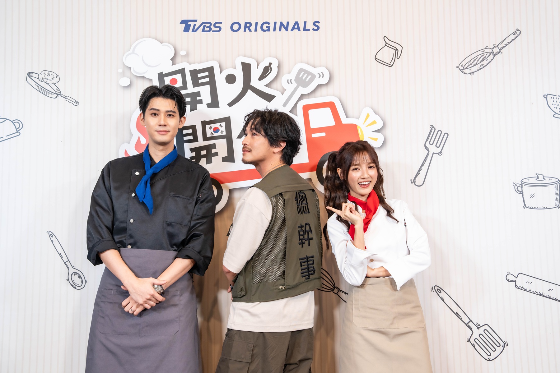 李玉璽(左起)、楊銘威與Dora謝雨芝即將展開17天的環島挑戰。（圖／TVBS提供）