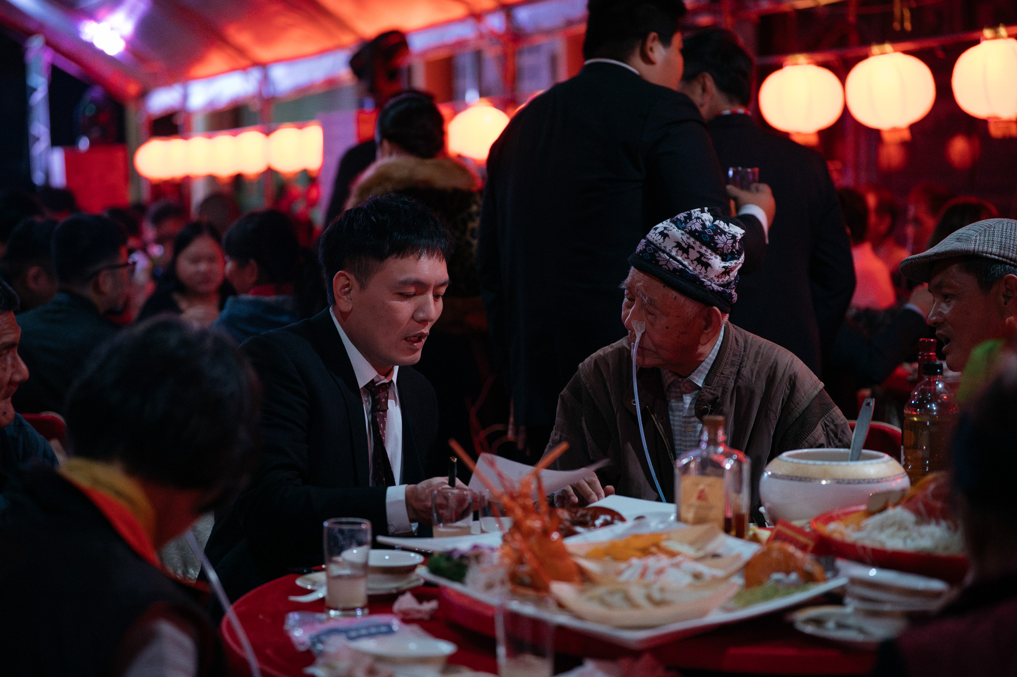 春風在《死亡賭局》中飾演的勝毅,在不得志後想回鄉重新開始。(圖/英傑哆影業提供)