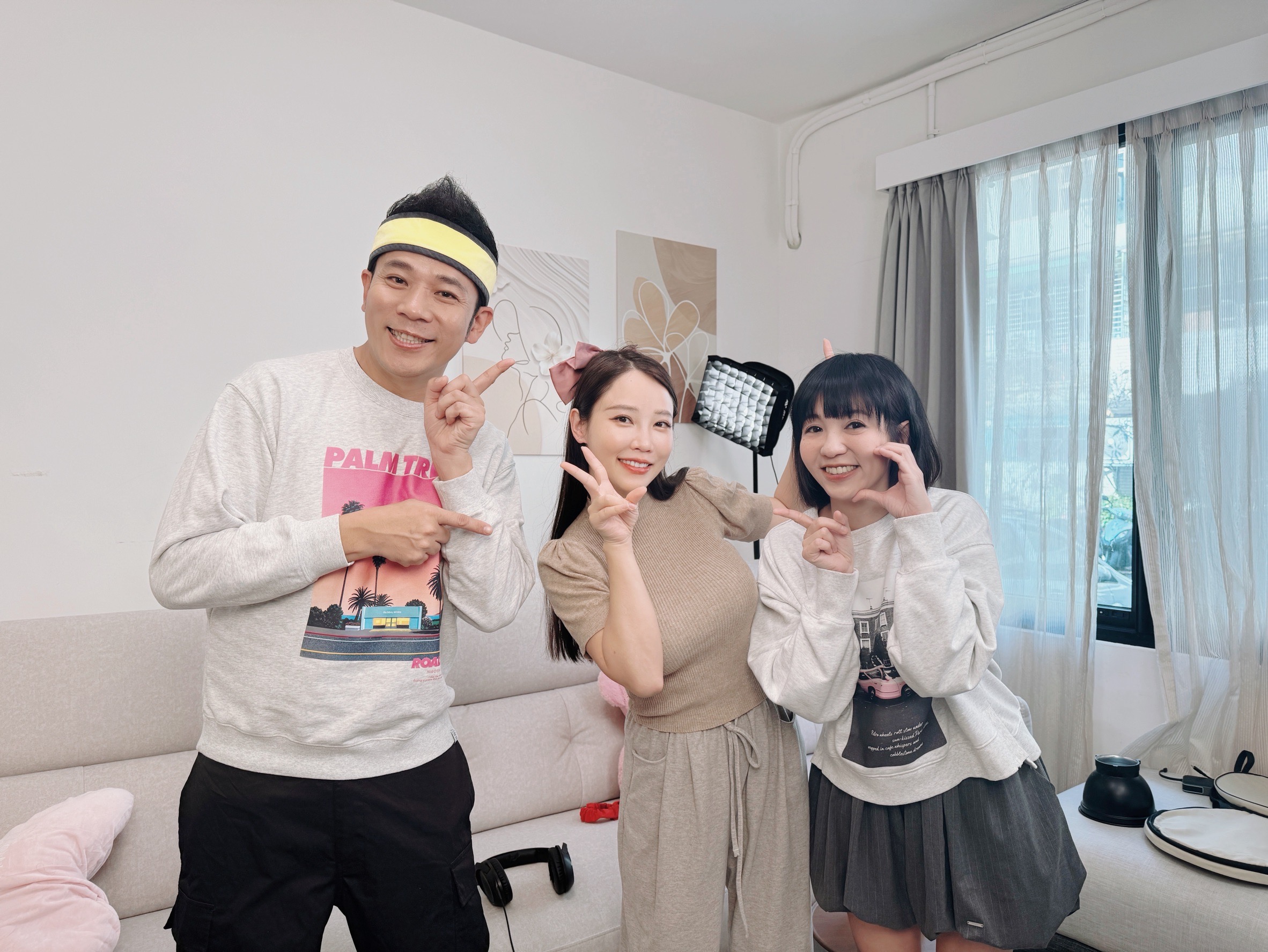 香蕉哥哥與草莓姐姐上咪妃（Julia）PODCAST節目。（圖／咪妃KIDS提供）