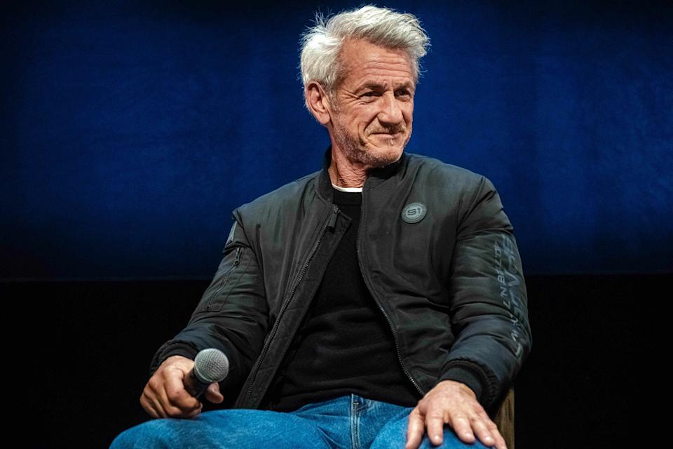 西恩潘以《一戰再戰》抱回男配角獎。(圖/AP-達志)