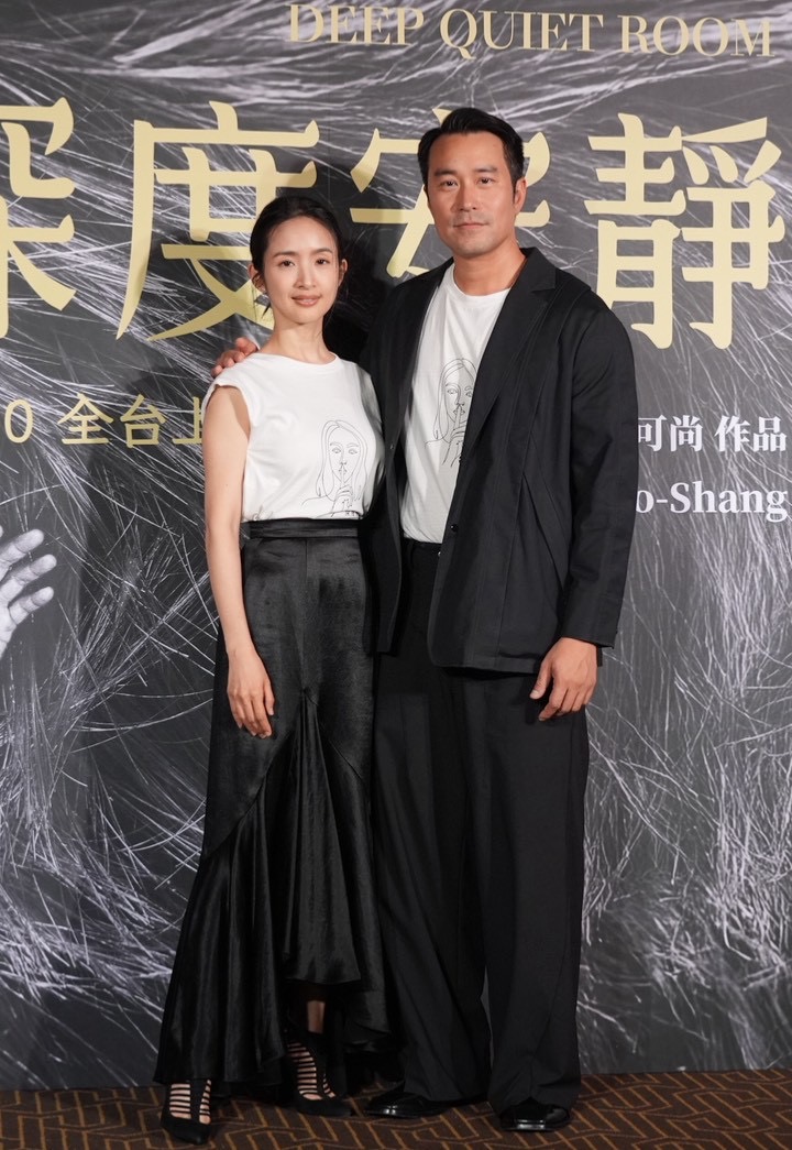 張孝全（右）和林依晨第一次演夫妻。（圖／記者陳明中攝）