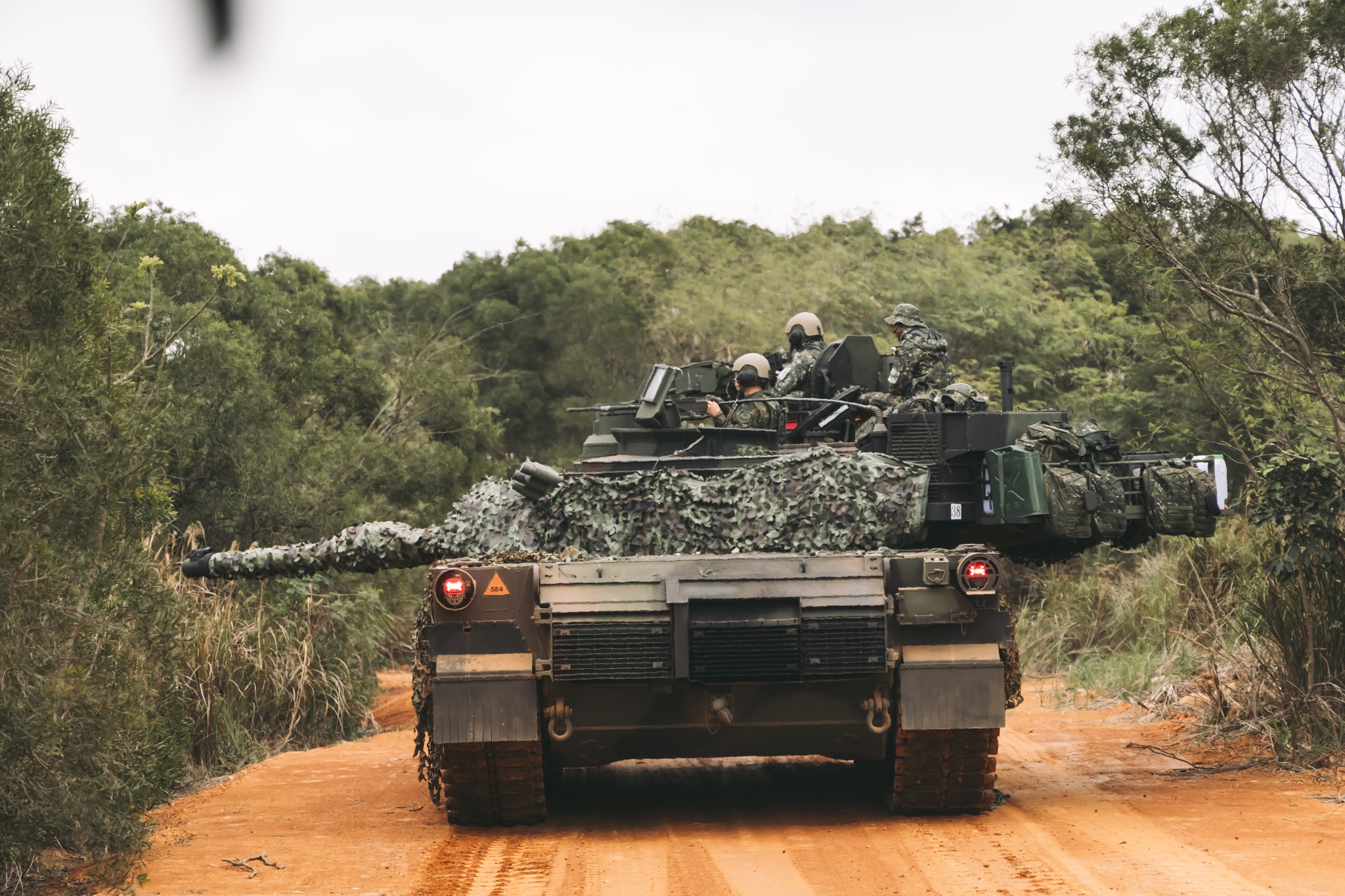 陸軍第八軍團第117旅傳出彈藥管理出包。（圖／翻攝自臉書）