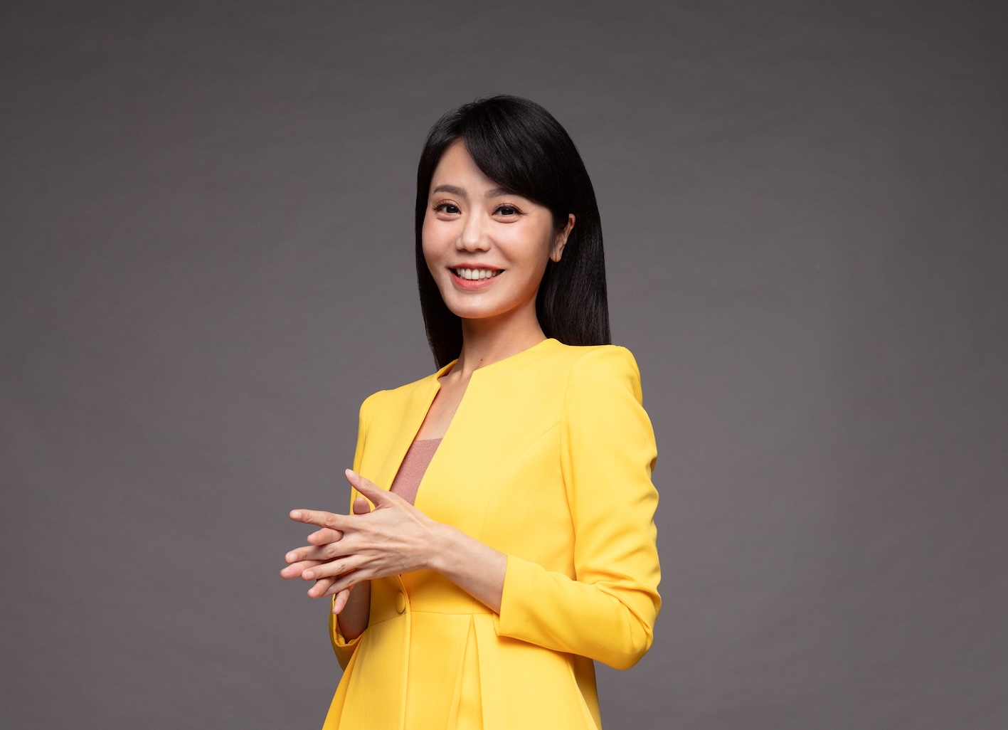 主播陳園淳將接下《大選鏡來講》節目主持工作。（圖／鏡電視提供）