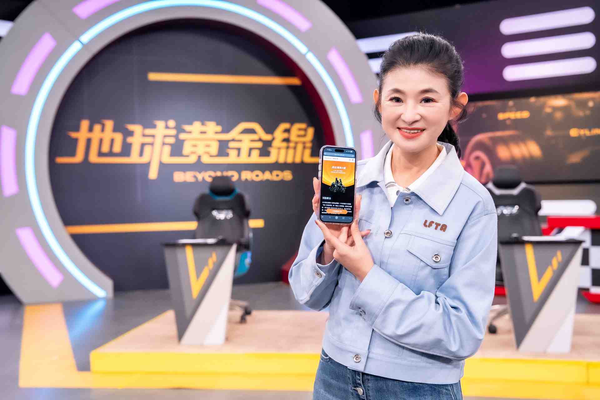 主持人蘇宗怡表示,雖然自己不是評審團成員,但非常期待15位專業達人與普羅大眾的觀點碰撞。(圖/TVBS提供)