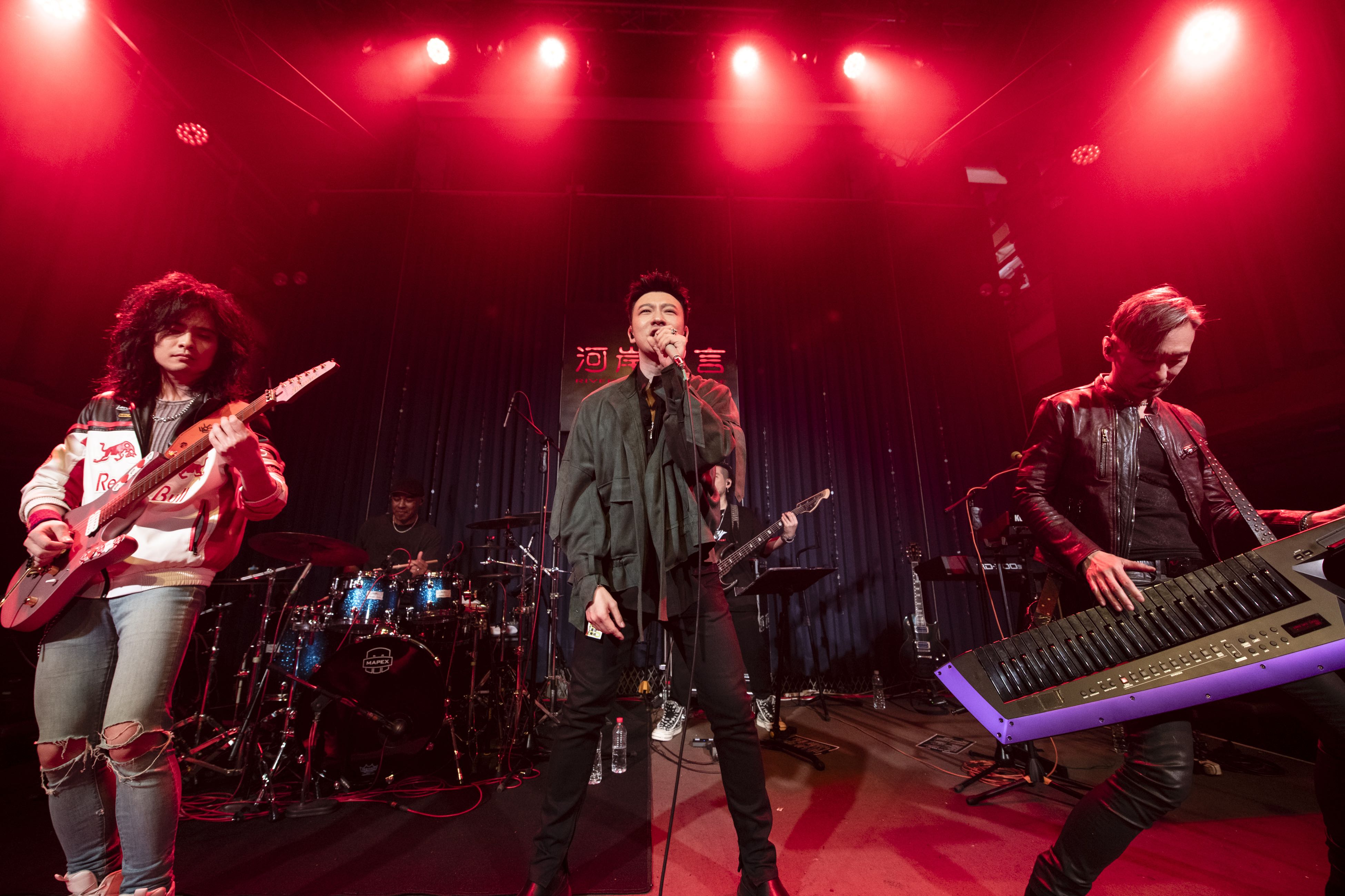 信樂團日前舉辦「信念不滅」台北音樂會。(圖/信世紀音樂提供)