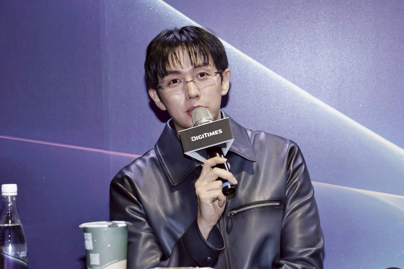 2AM成員林瑟雍表示平時也會使用AI算命。（圖／記者許方正攝）