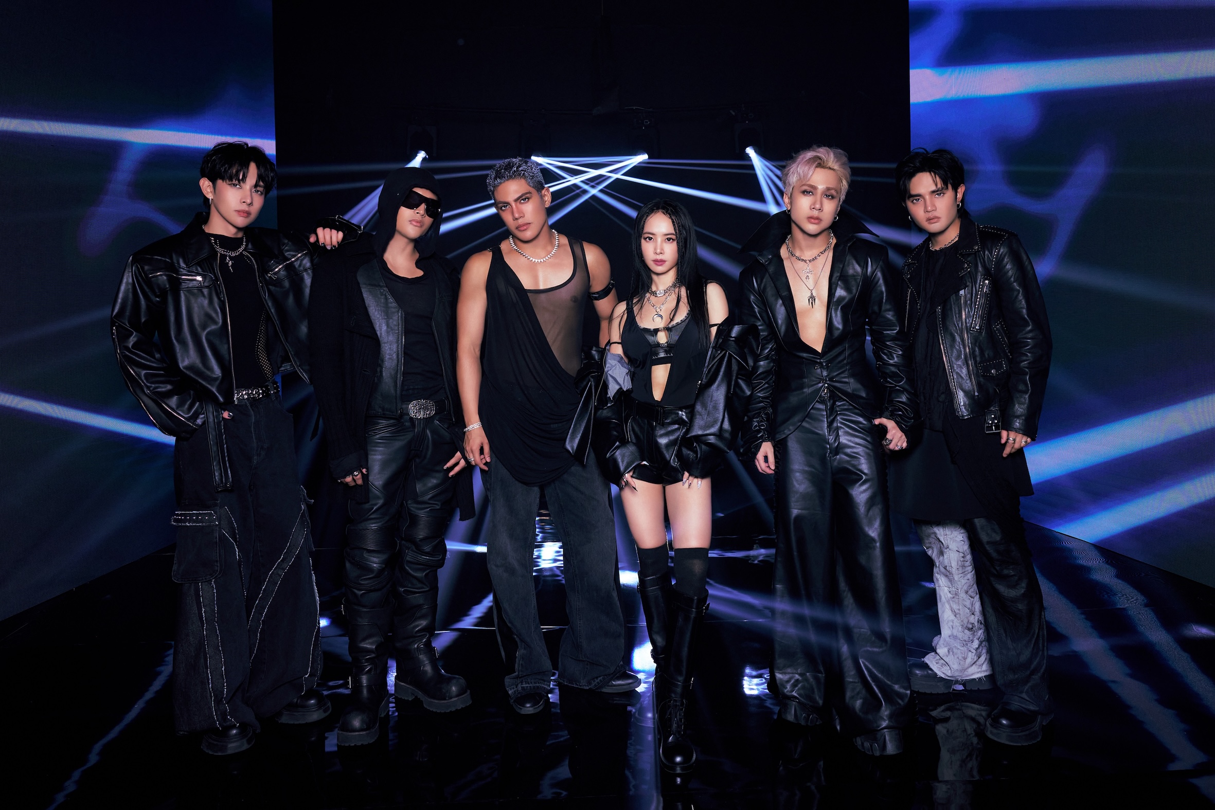 SB19去年受邀來台參與2025 hito流行音樂獎頒獎典禮的演出，也因此與JOLIN結緣。（圖／索尼音樂提供）