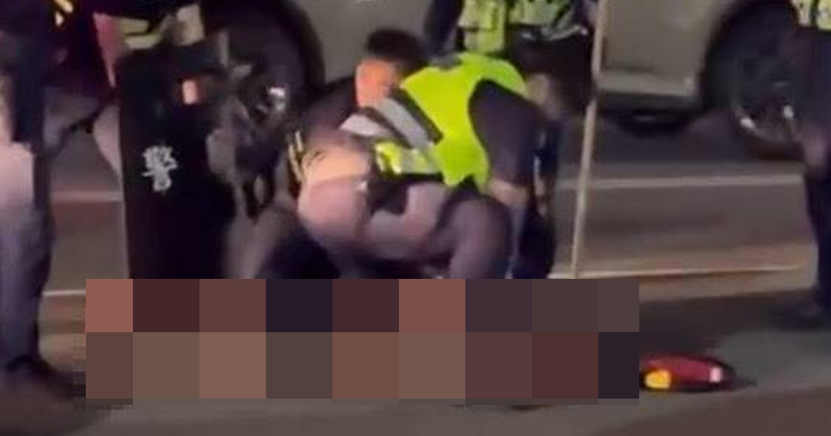 台中裸男疑迷玄學突「持刀殺母」。（圖／翻攝畫面）