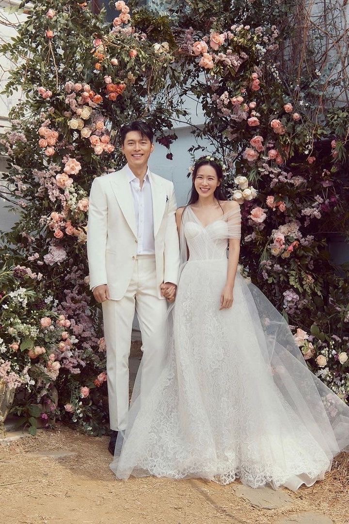 玄彬與孫藝真浪漫完婚。(圖/摘自推特)