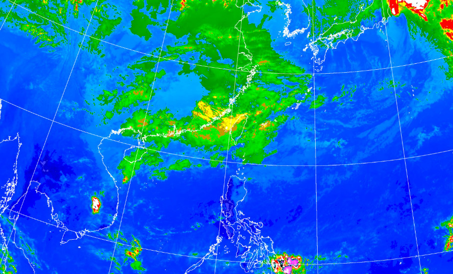今天各地仍有短暫陣雨,加上東北季風影響,感受濕涼。(圖/中央氣象署)