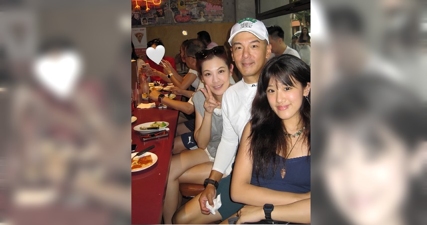 賈靜雯前夫孫志浩驚傳罹患肝癌晚期，並將財產都過戶給梧桐妹。（圖／翻攝自梧桐妹IG）