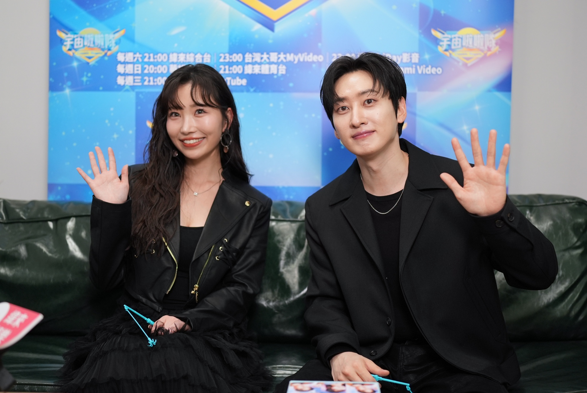銀赫主持《宇宙啦啦隊》被讚很暖，一起主持的麻由也認證。（圖／記者陳明中攝）