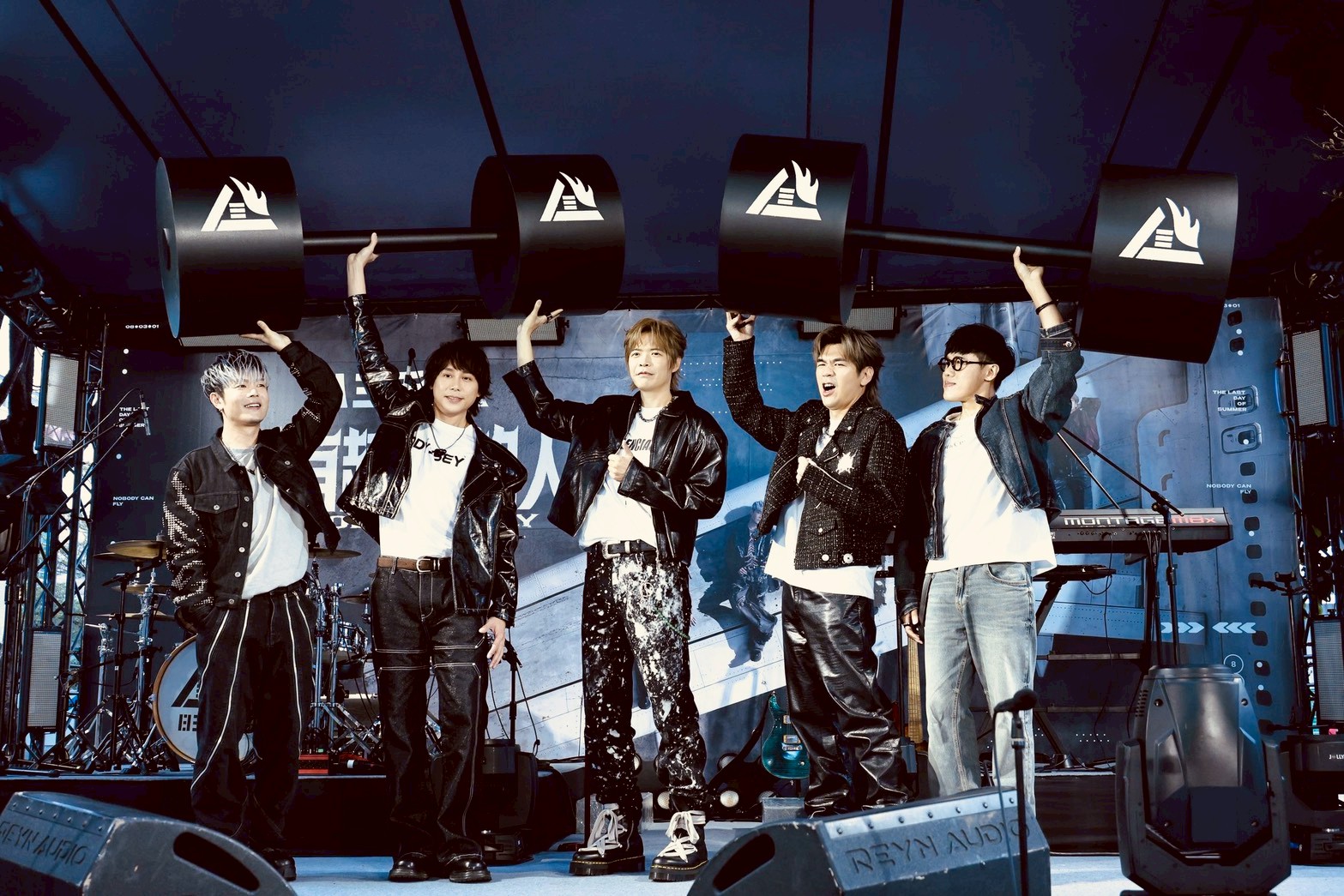 八三夭今晚開唱撞到經典賽台日大戰。（圖／娛樂中心提供）