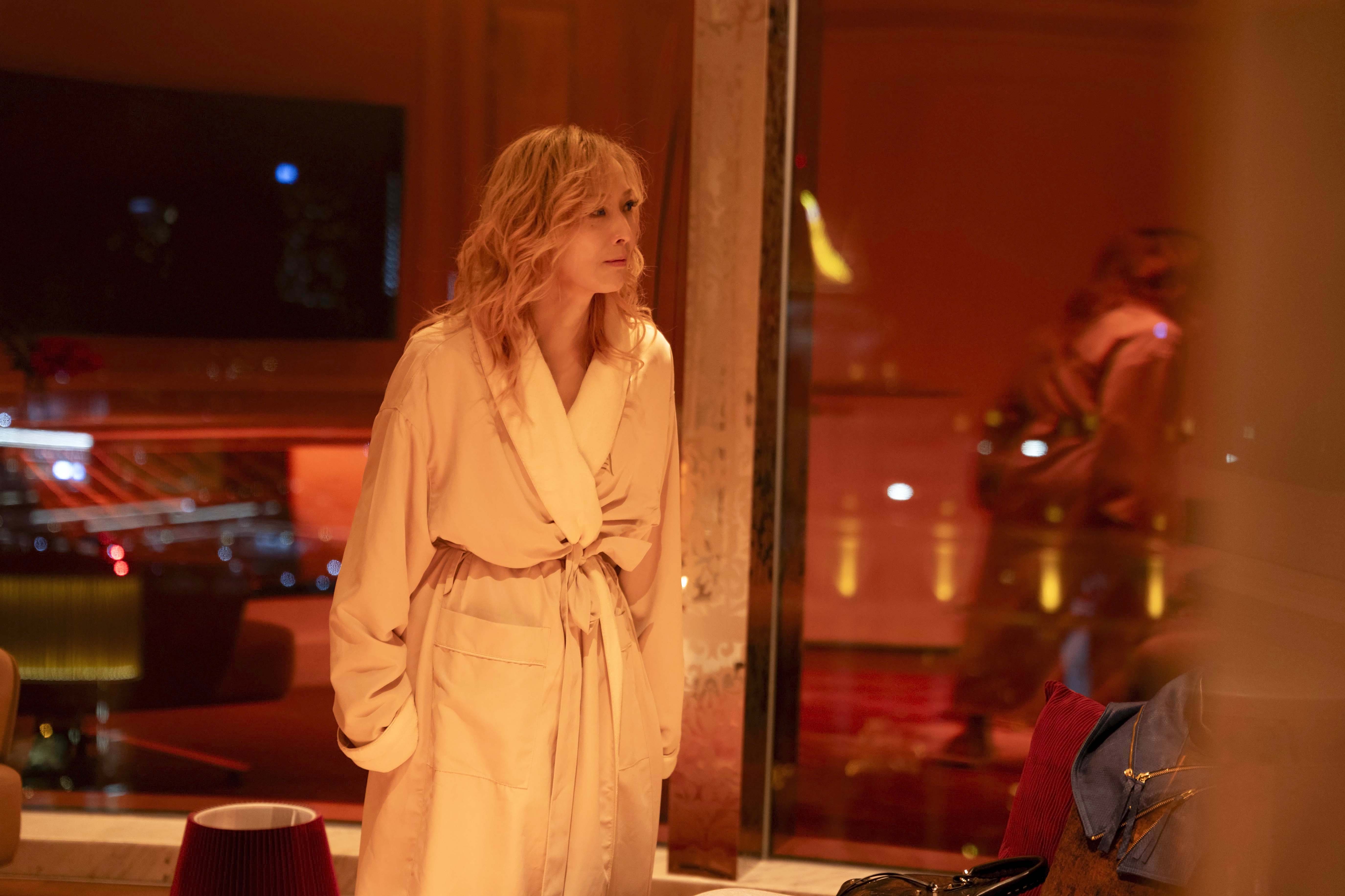 鄭秀文主演《夜王》在香港上映後，票房突破3億大關。（圖／華映提供）