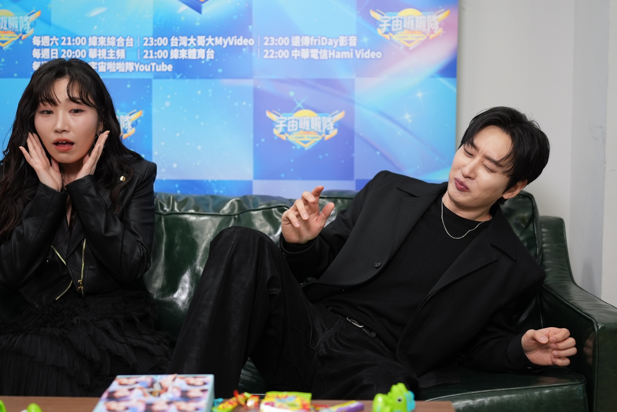 銀赫、麻由吃超酸整人糖，酸到表情扭曲。（圖／記者陳明中攝）