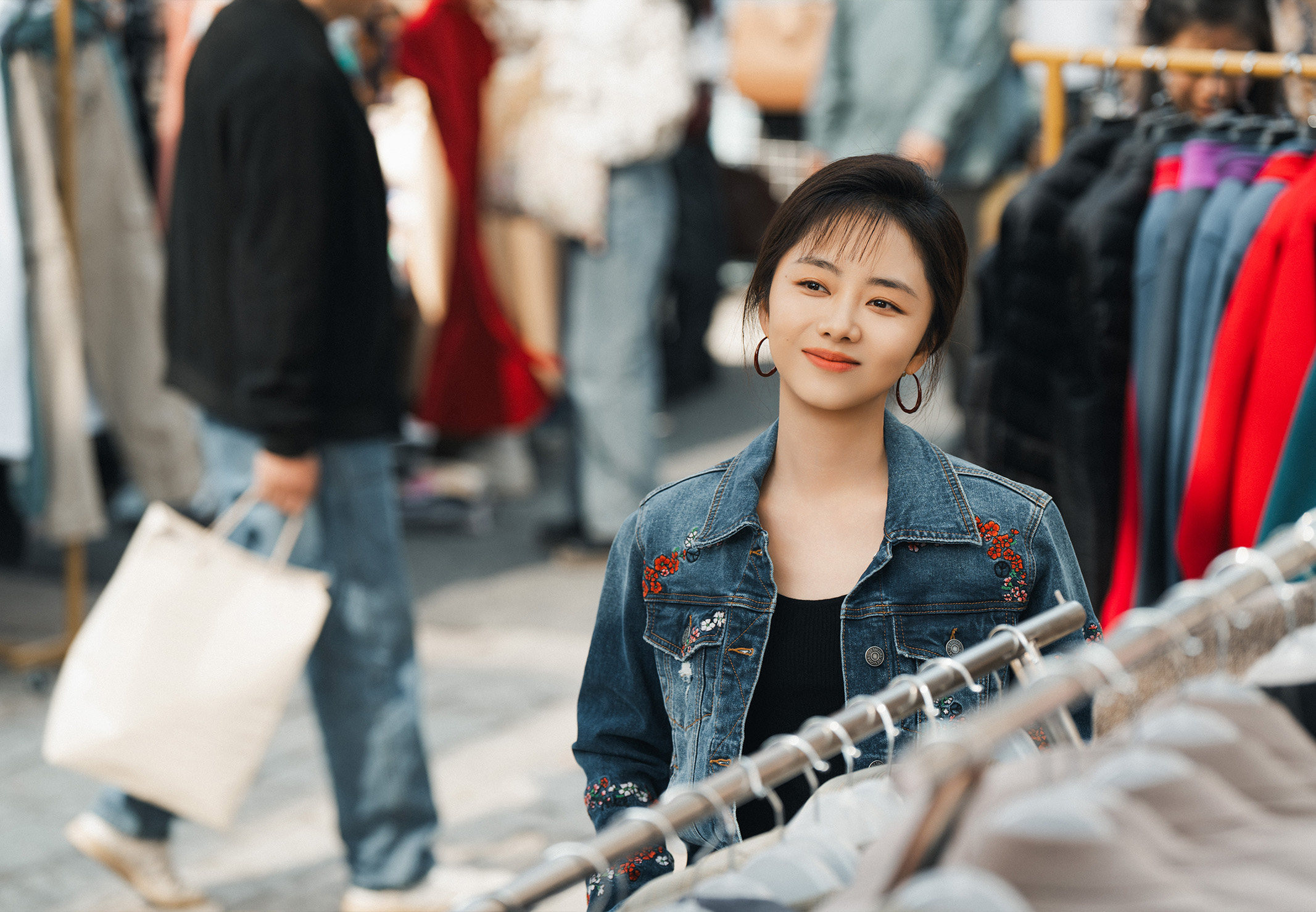 《我的山與海》譚松韻飾演「方婉之」。（圖／愛爾達電視提供）