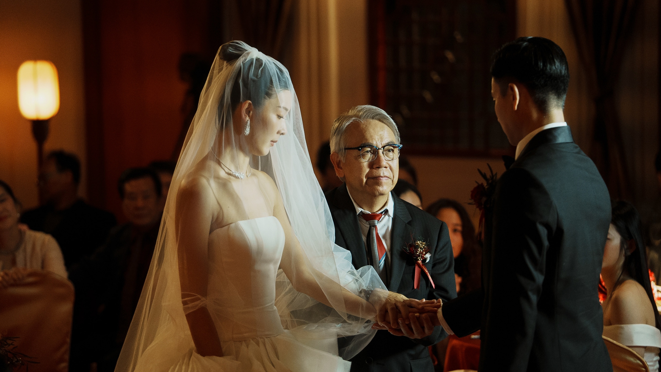 余香凝在《雙囍》中,跟田啟文之間的父女互動,讓觀眾相當感動。(圖/水花電影提供)