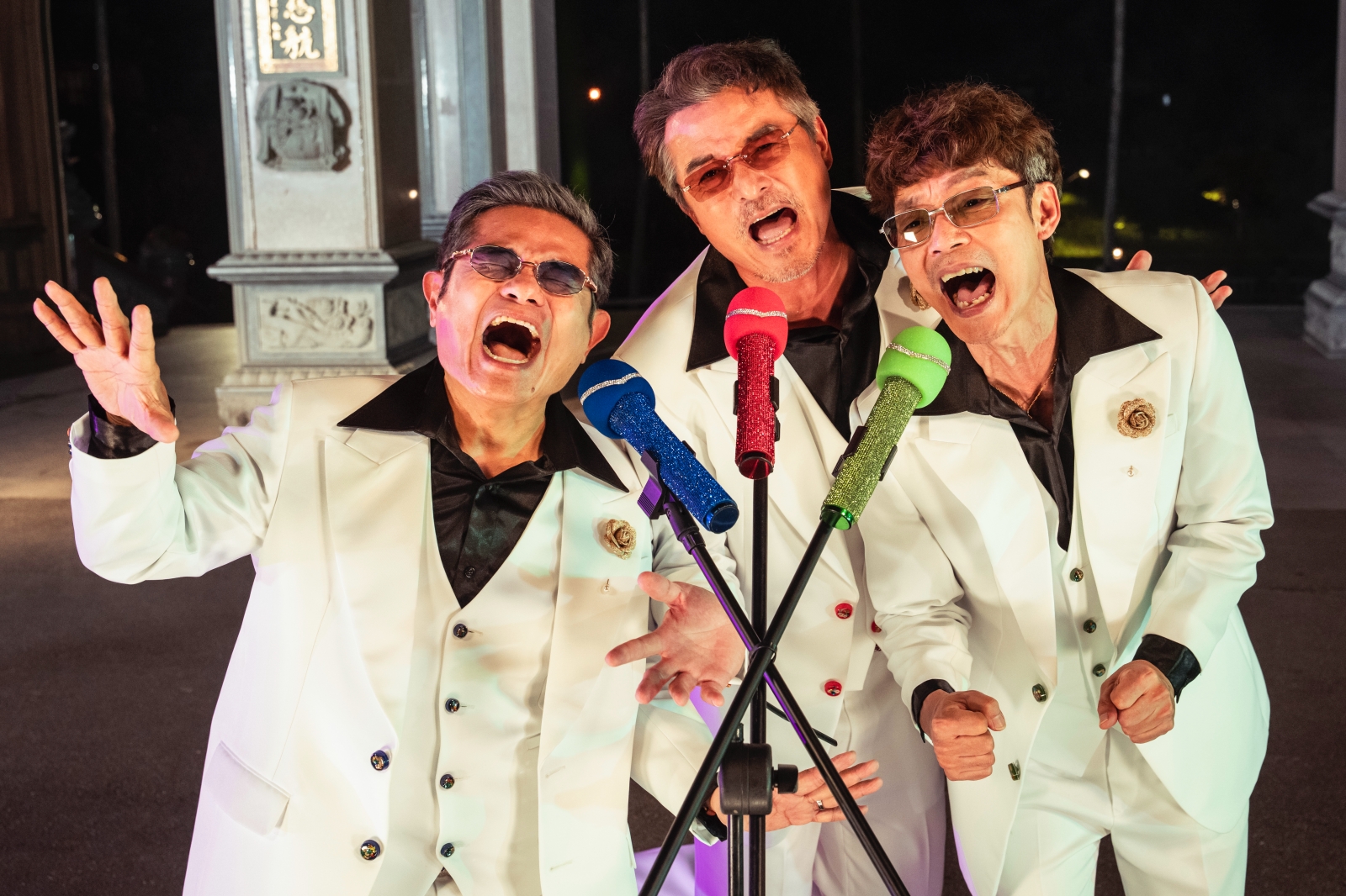 許效舜(左起)、李銘順、李國煌在《NO GOOD!歐吉桑》獻聲又熱舞。(圖/萬騰文化創意提供)