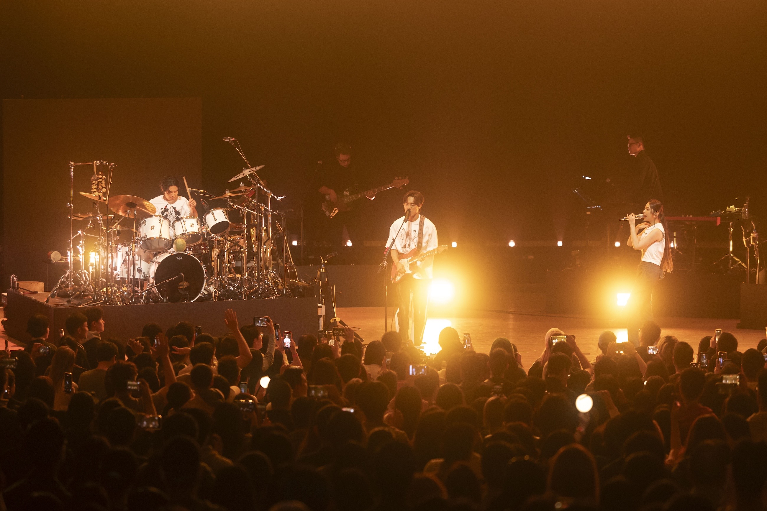 告五人紐約開唱。（圖／音樂提供）