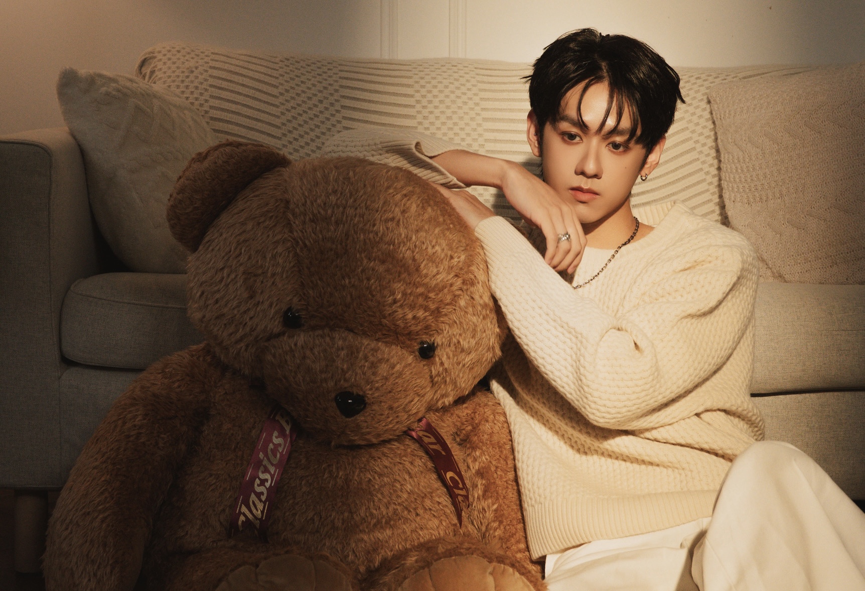 洪暐哲唱紅戲劇《像流星許願的我們》的插曲。（圖／年代整合提供）