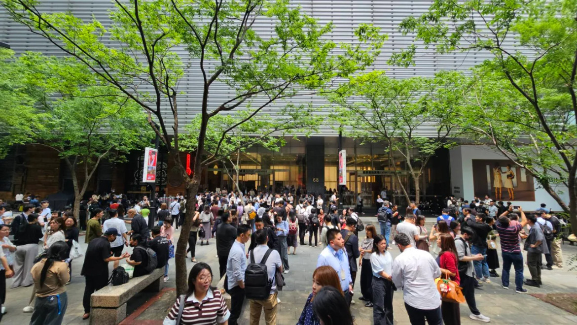 台北市信義微風的「饗饗餐廳」，今天上午傳出火警。（圖／翻攝畫面）