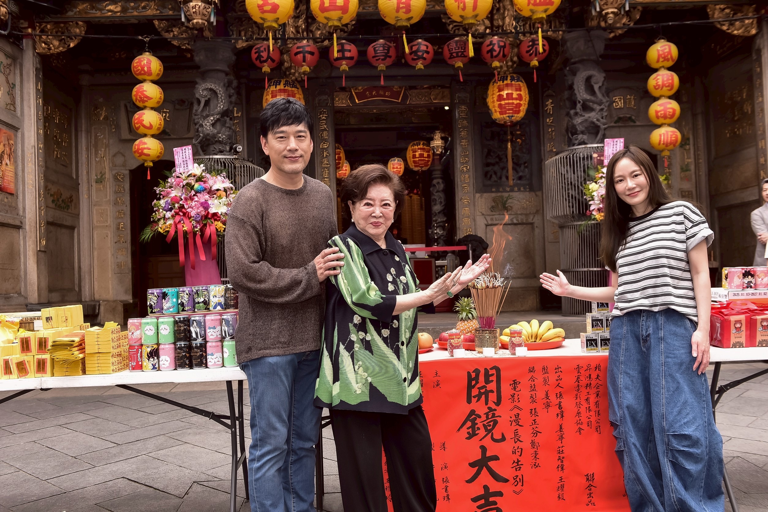 陳淑芳與尹馨在片中飾演母女，兩人皆對失智與照護課題感觸良多，盼透過寫實敘事引發社會共鳴。（圖／禾力文創提供）