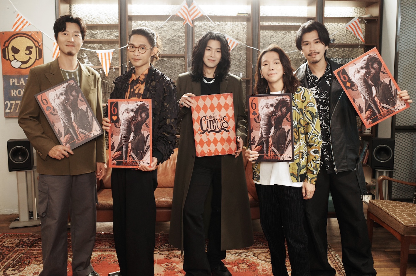 麋先生一連挑戰新紀錄，連唱六場大馬戲團「六天六夜嘉年華」。（圖／相信音樂提供）