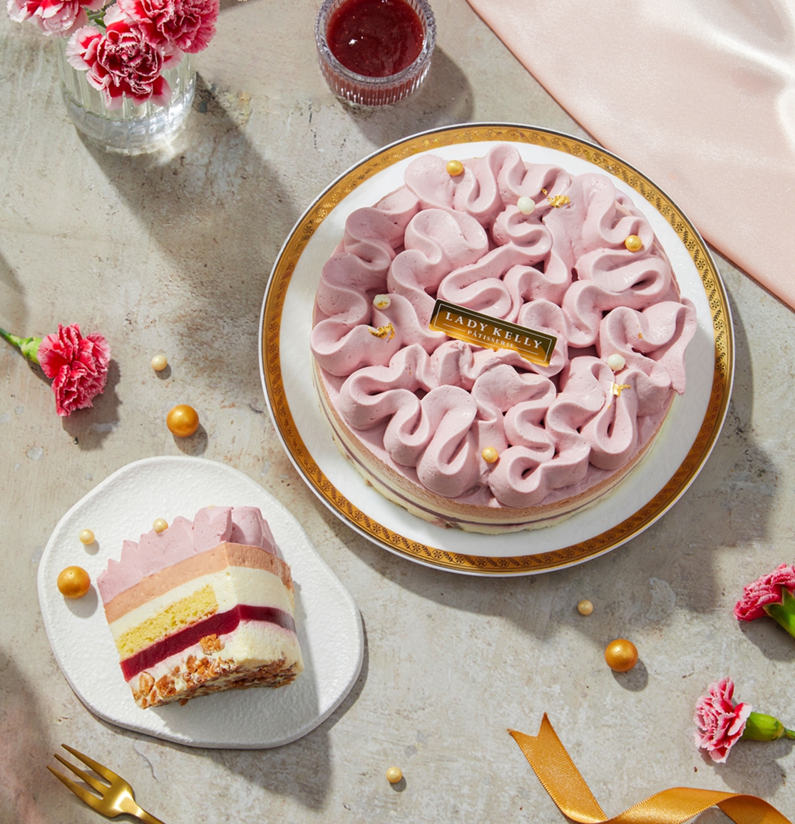 把日常的陪伴與不說出口的溫柔，化作一顆蛋糕的心意，為母親節留下值得被記住的甜蜜時刻。（圖／LADY KELLY提供）