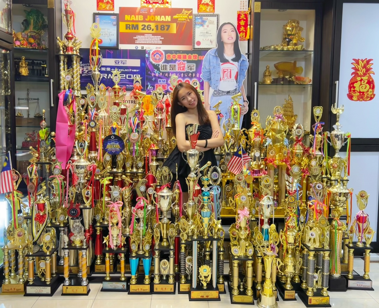 劉恩君獲得超過上百座冠軍。（圖／金牌娛樂、無限延伸音樂提供）