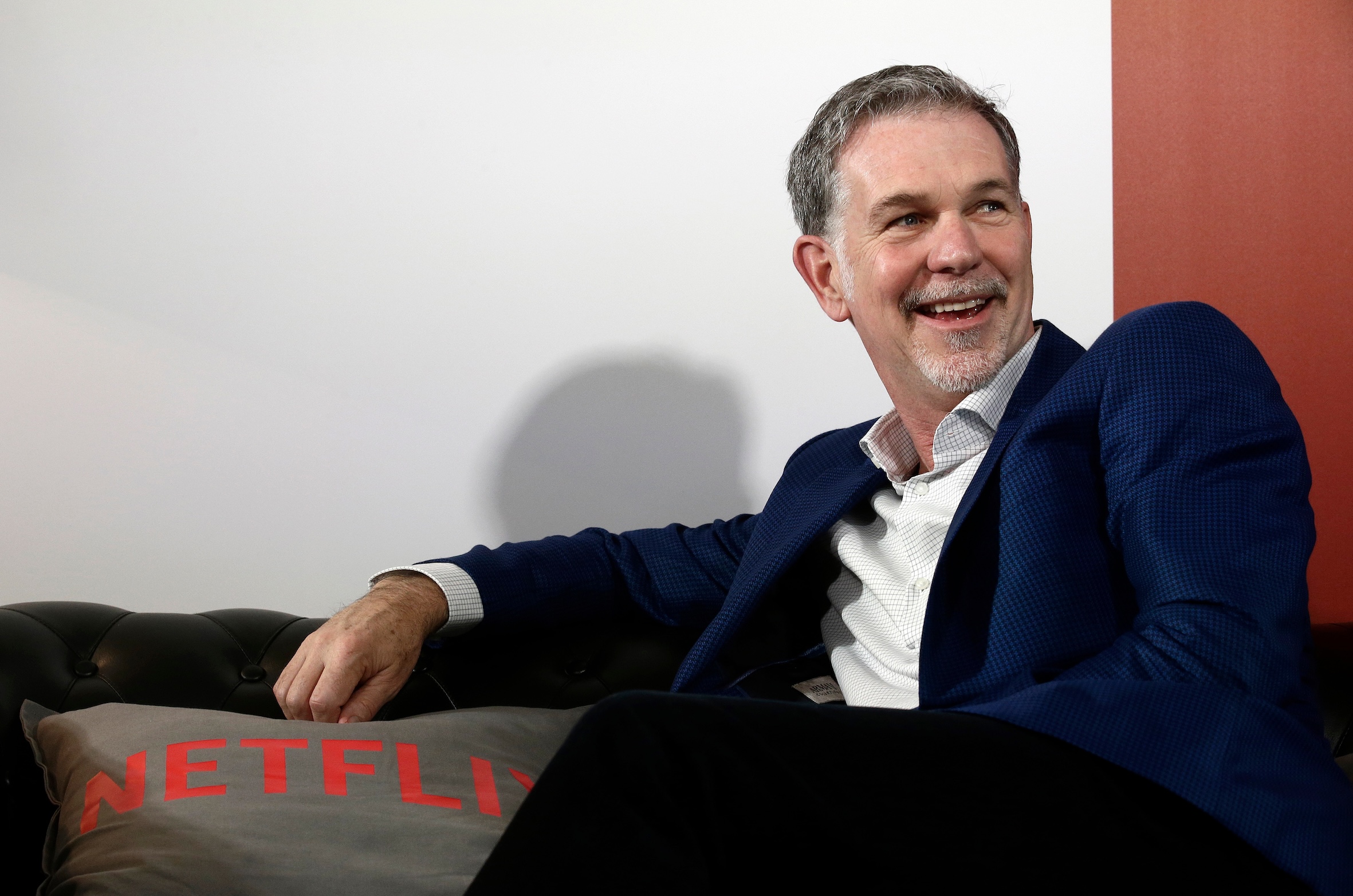 Netflix 共同創辦人暨董事長里德·哈斯汀（Reed Hastings）宣布今年夏天將退出董事會。