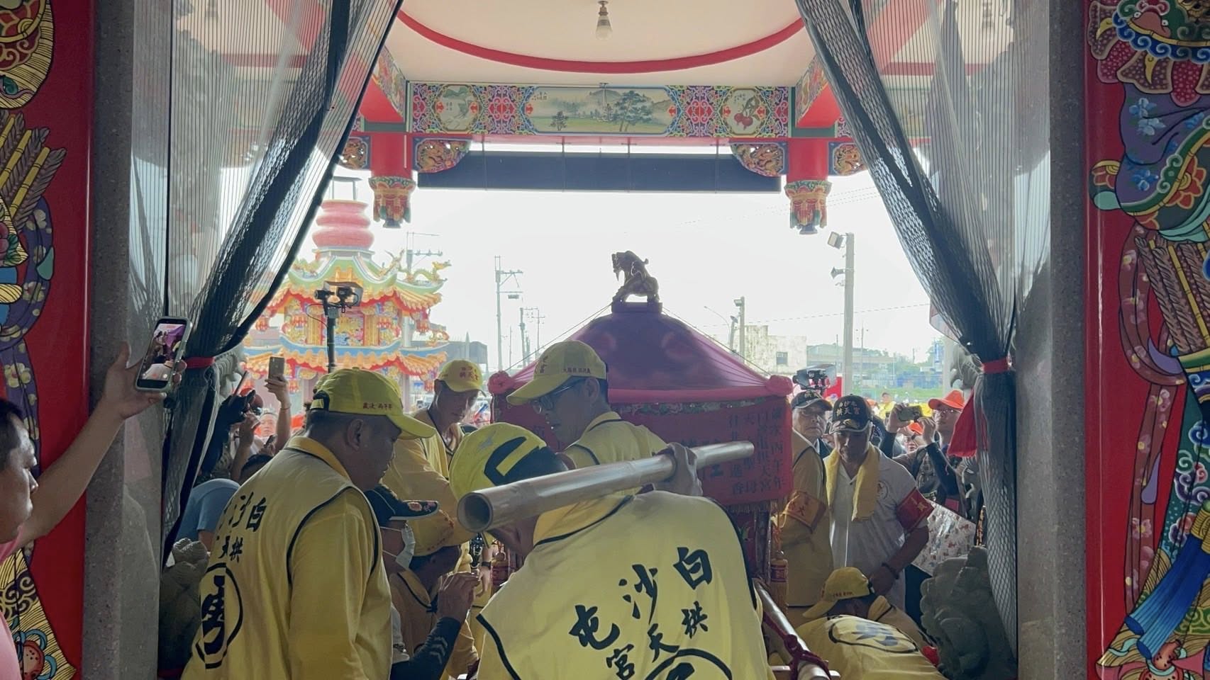 白沙屯媽祖進香活動，每年總會吸引大批信眾參加。（圖／翻攝自白沙屯拱天宮臉書）