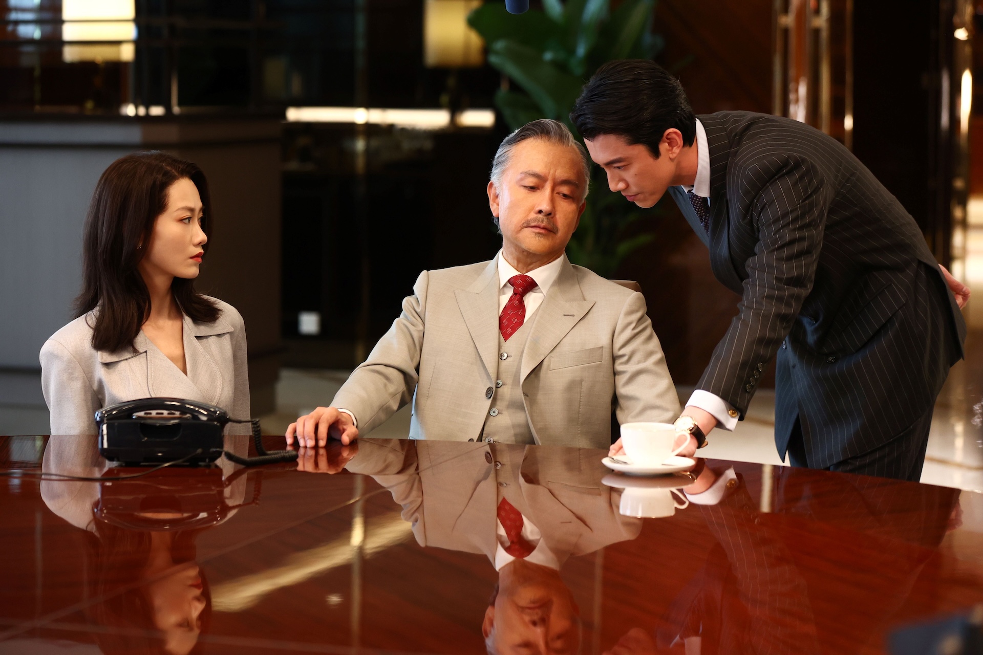 廖子妤（左起）、謝君豪、吳慷仁在片中有精彩對手戲。（圖／華映娛樂提供）