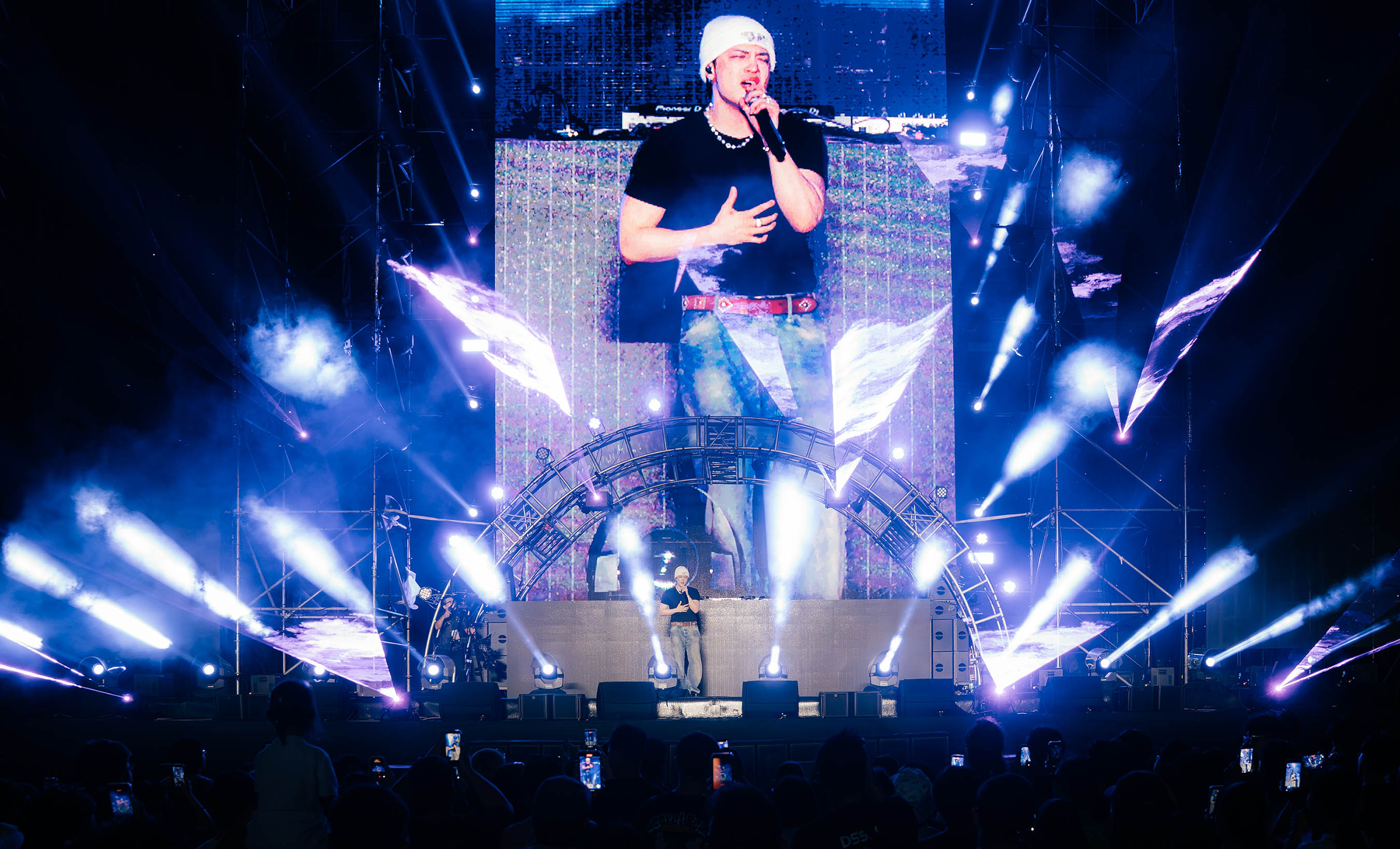 J.Sheon 生涯首場電音秀獻給台東，演出驚艷 2026 MONSTER E-TIYALAND。（圖／臺東縣政府民政處提供）