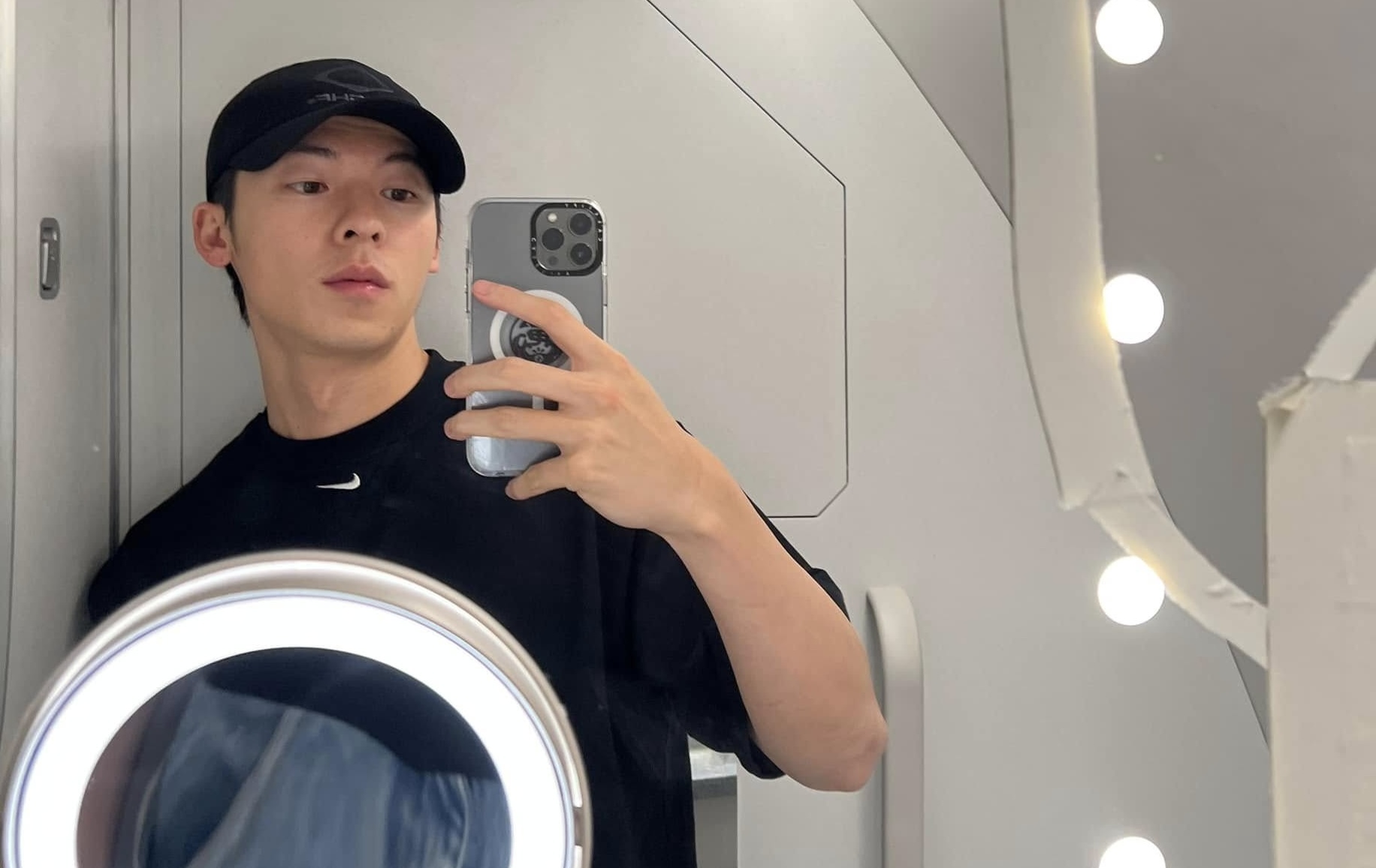 許光漢接下日本銷售第一的蚊蟲止癢領導品牌「MUHI 無比系列」2026 年度代言人。（圖／翻攝自臉書）