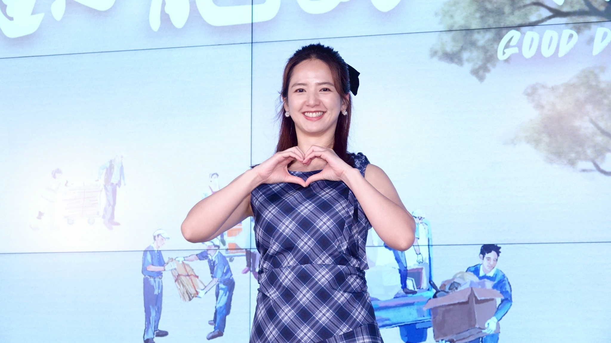 臧芮萱飾演臥龍環保站志工顏枝流與李明霜的女兒韻如，出席首映記者會。（圖／記者許方正攝）