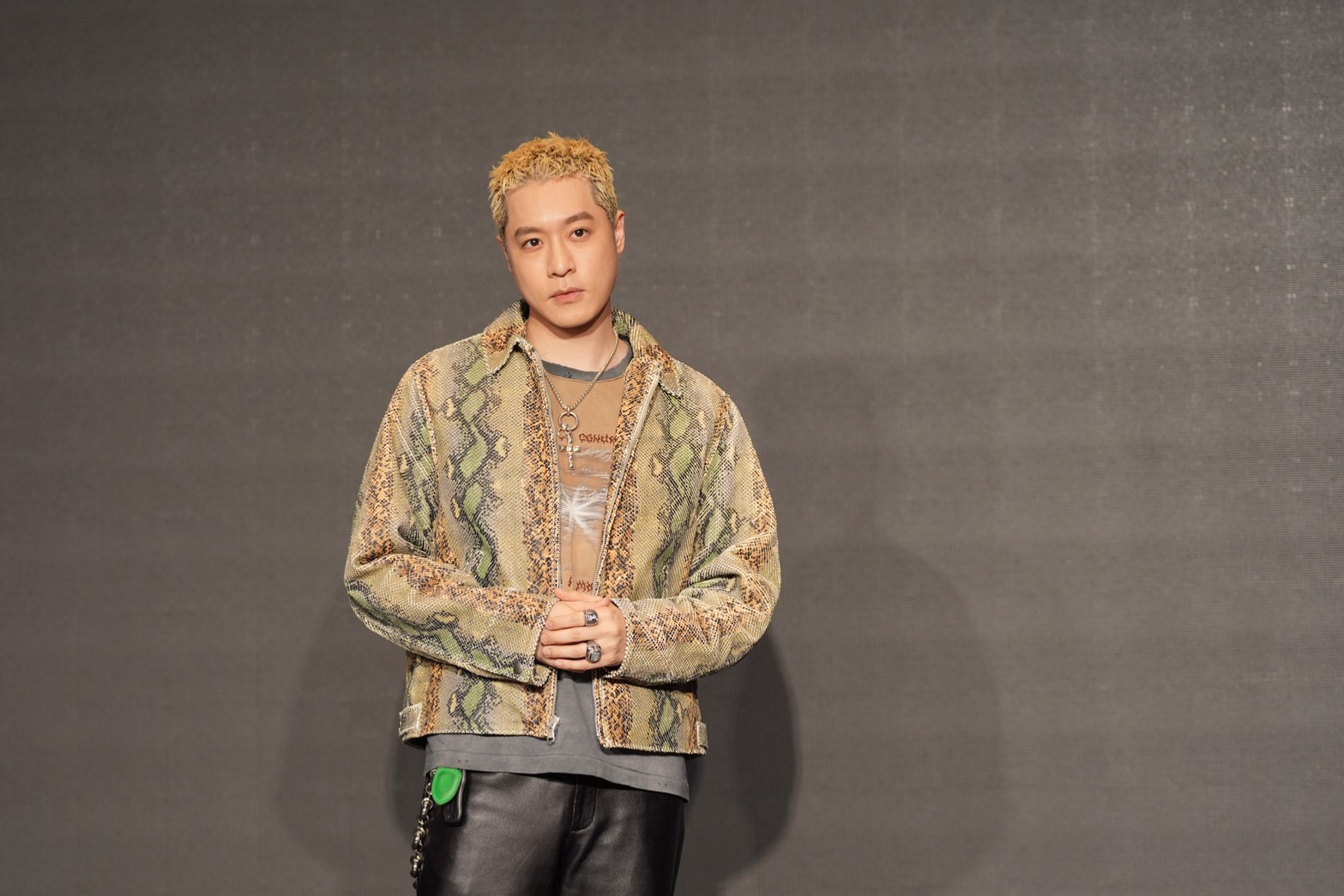 周湯豪出席傳記電影《麥可傑克森》首映會。（圖／記者陳明中攝）