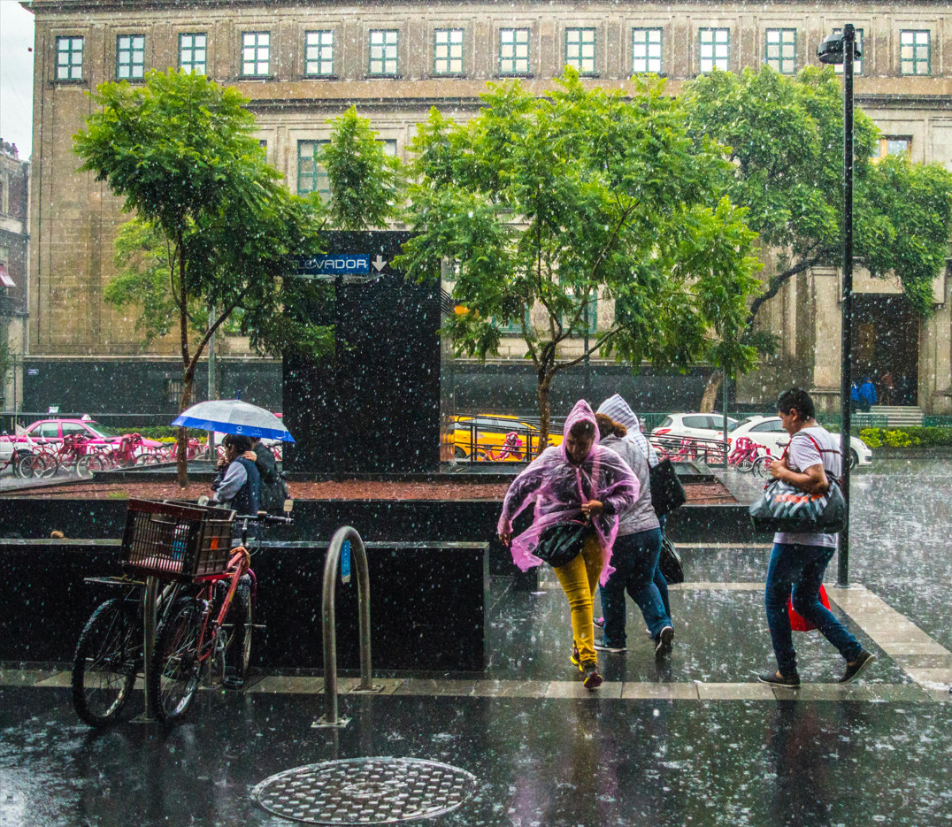 今、明台灣附近為東南至西南風環境，各地大致為晴或多雲天氣，週四鋒面將由北往南通過台灣。（示意圖／翻攝自pexels）