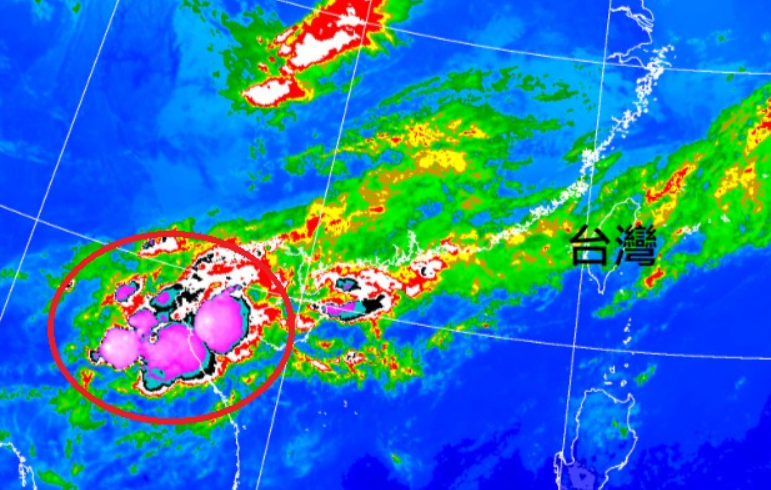 最近這幾天都會下雨。（圖／鄭明典FB）