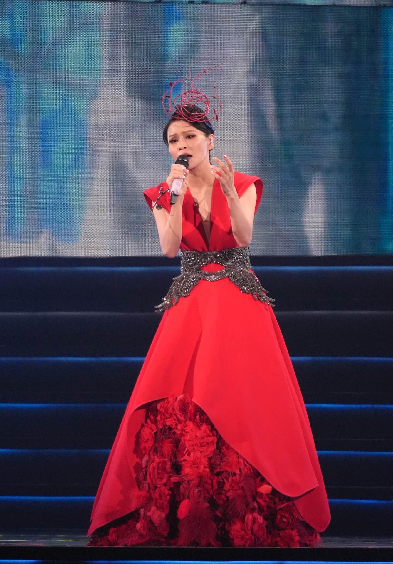 周蕙情歌唱進心坎裡。（圖／記者陳明中攝）