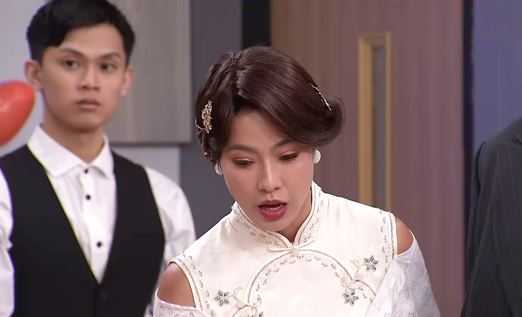 黃瑄無奈沒人搭訕。（圖／台視提供）