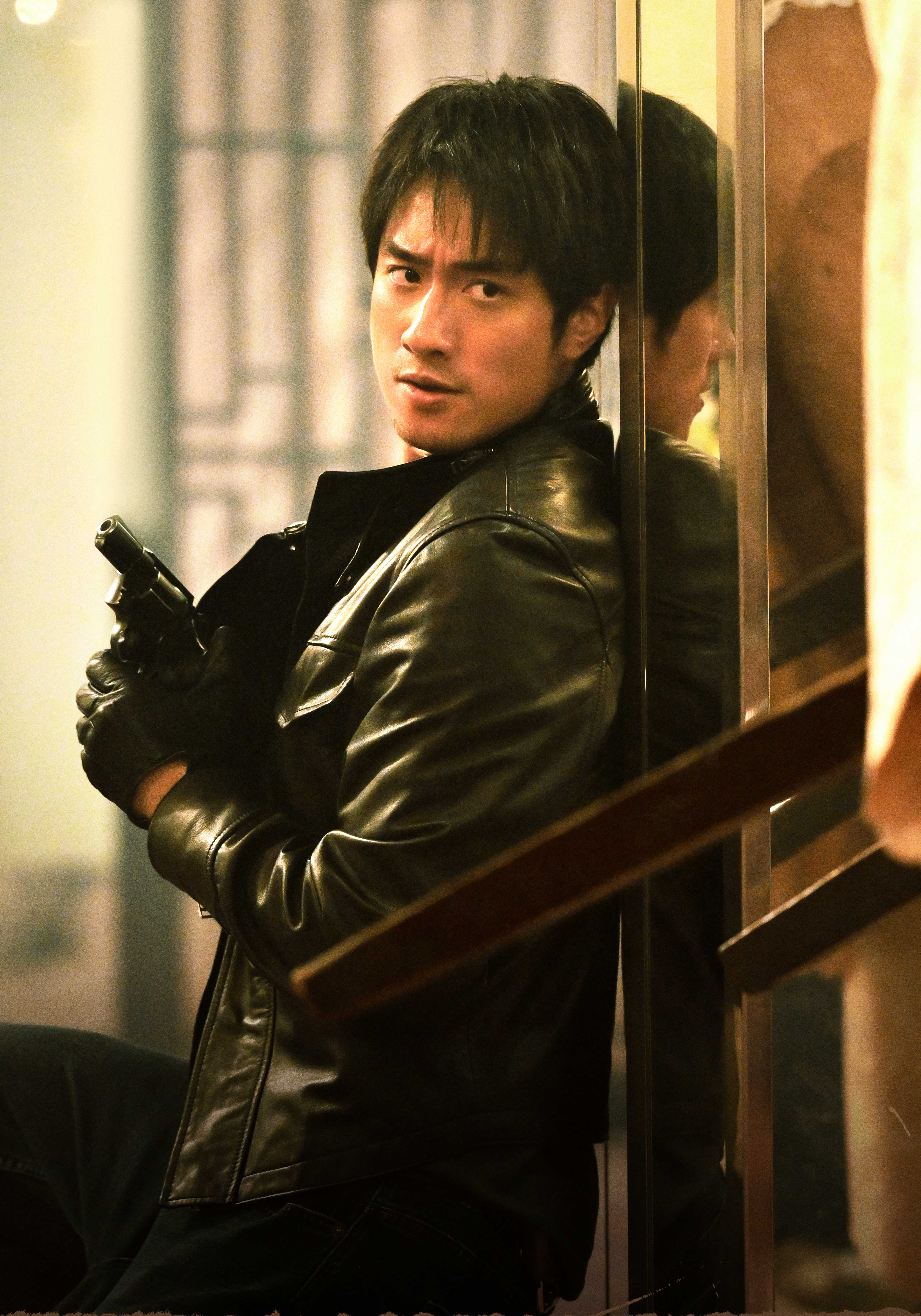 劉俊謙拍《寒戰1994》特地曬黑，並接受快兩個月的武打訓練。（圖／華映提供）