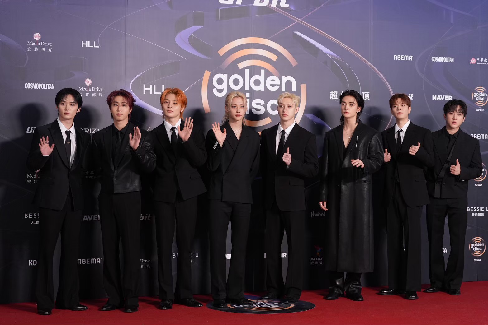 吳彥祖表示女兒喜歡韓團Stray Kids，最喜歡隊長方燦（左5）。（圖／緯來資料照）