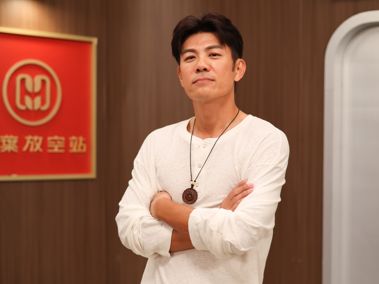 陳志強飾演機車之人。（圖／民視提供）