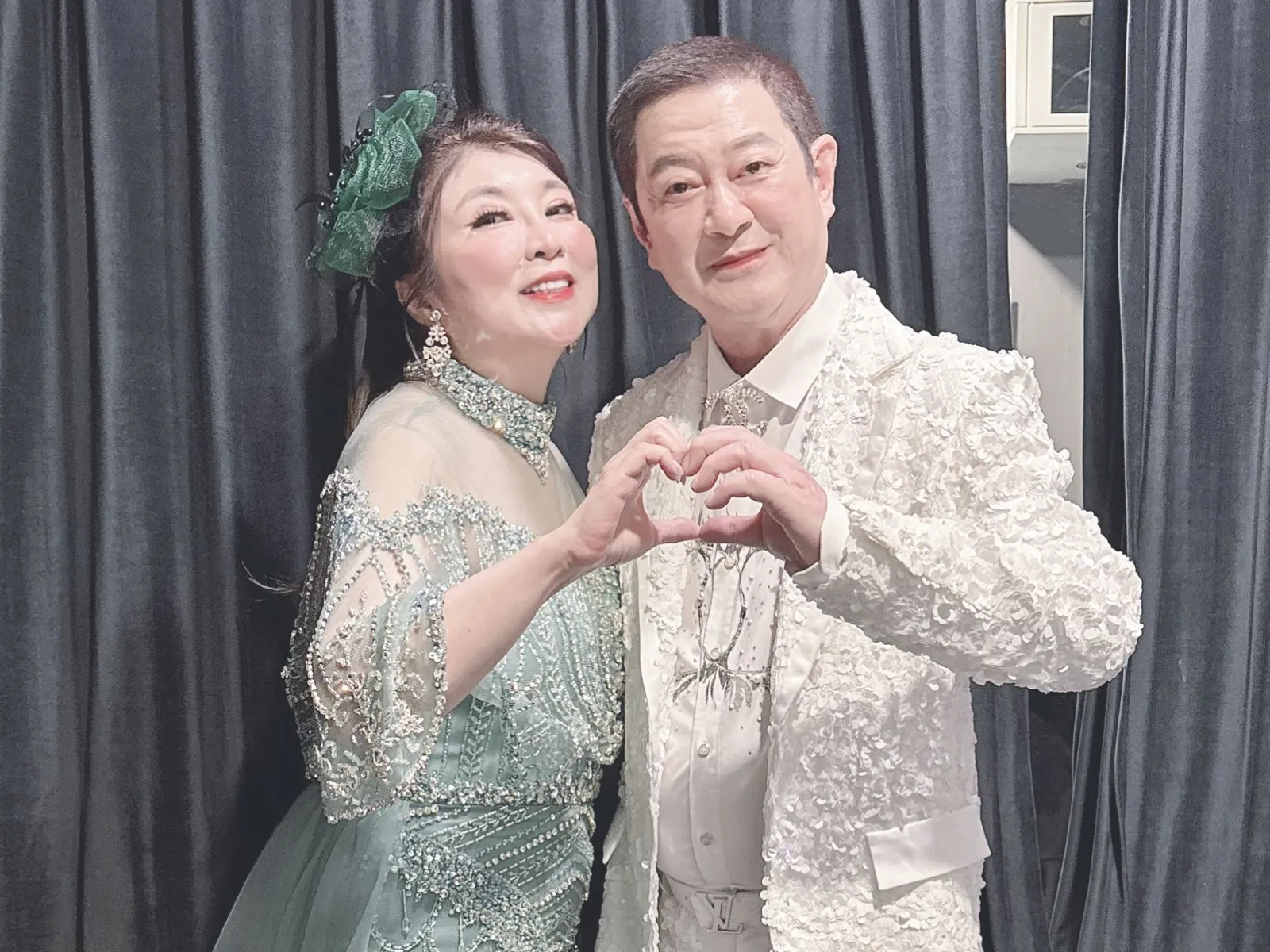 蔡小虎（右）很疼愛師妹陳思安。（圖／豪記提供）