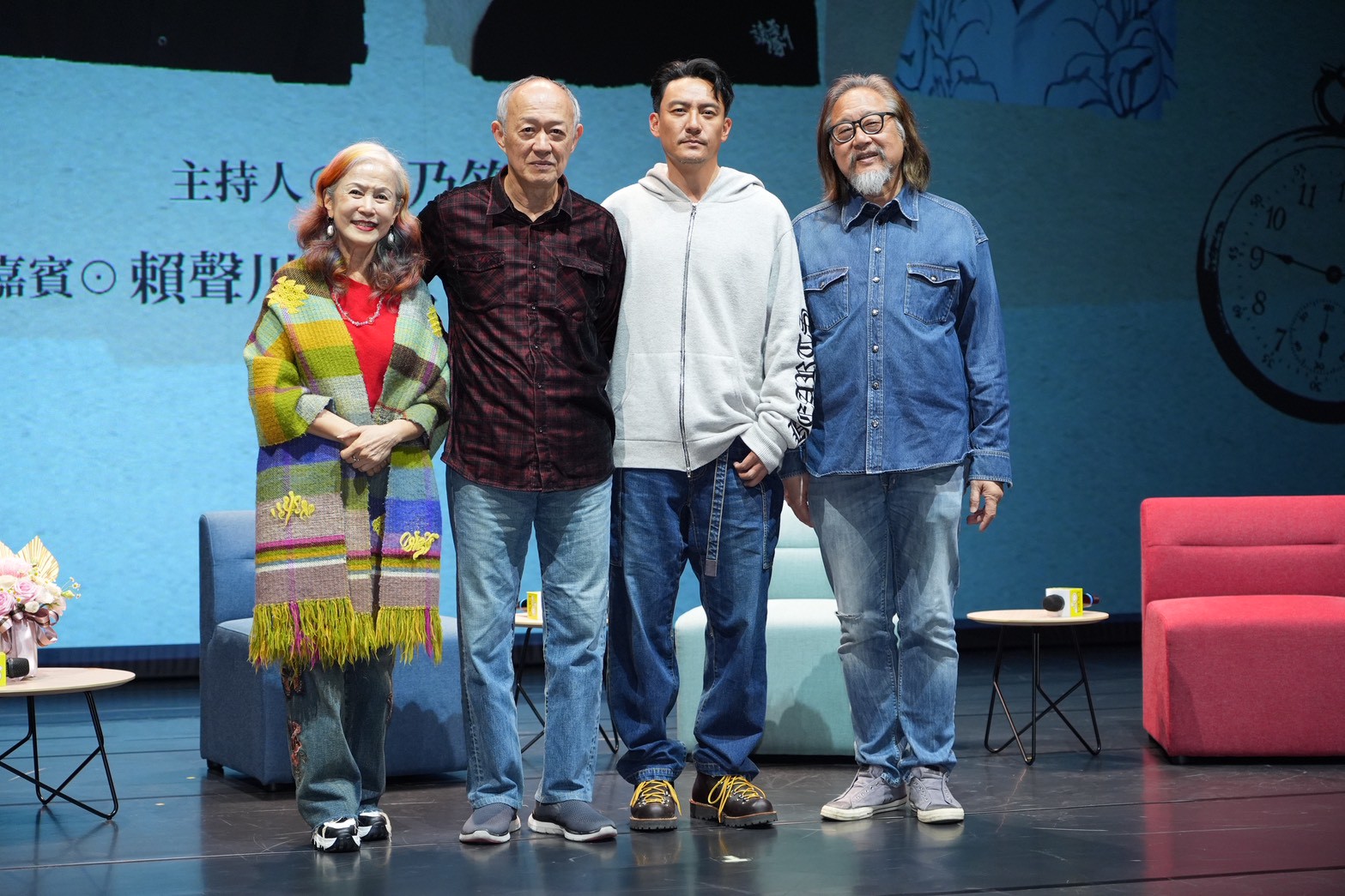 賴聲川、丁乃竺、金士傑、張震出席「舞台與時間之間 江濱柳的四十年」講座。（圖／記者許方正攝）