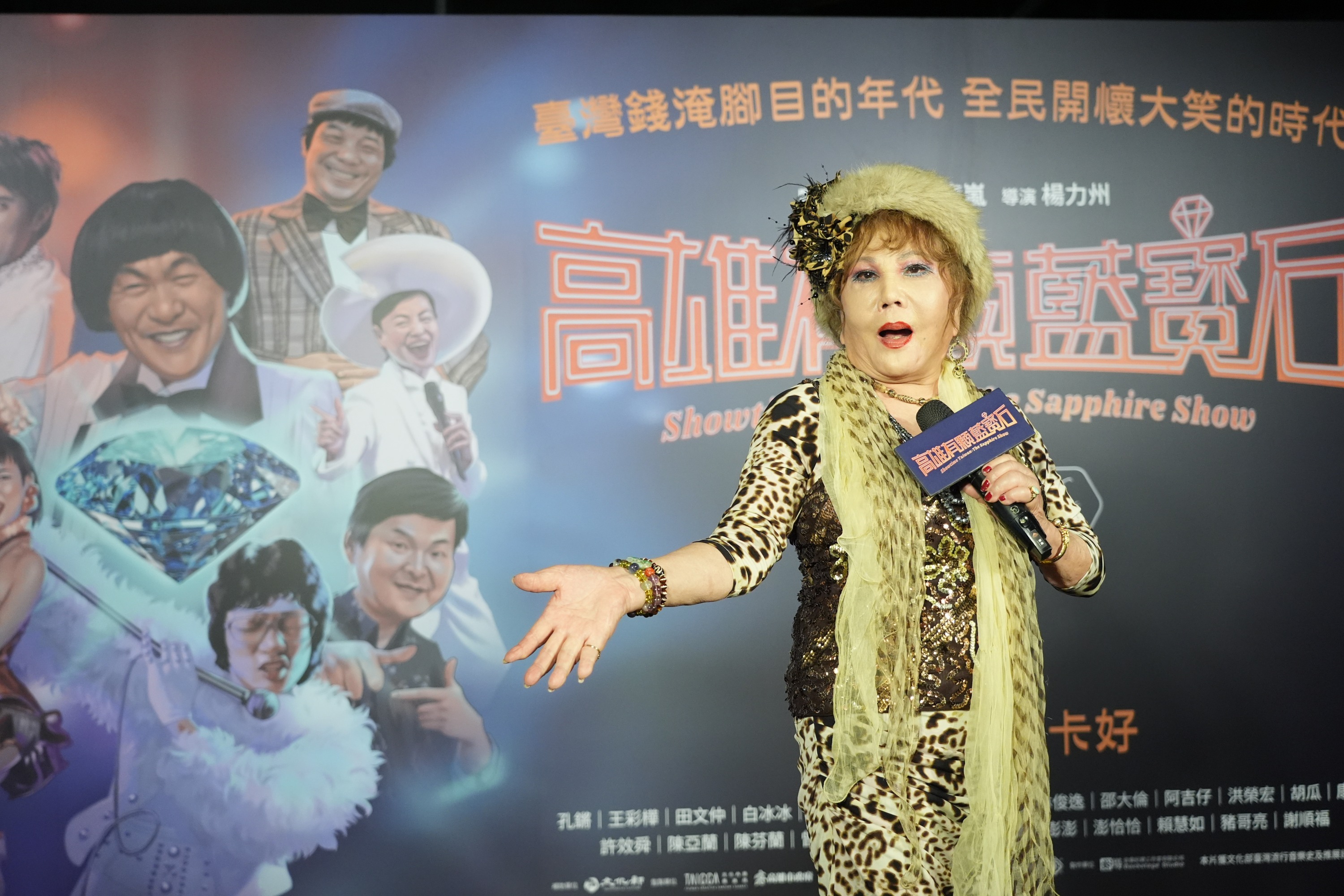 澎澎回憶當年與豬哥亮一起作秀的時光。(圖/記者陳明中攝)