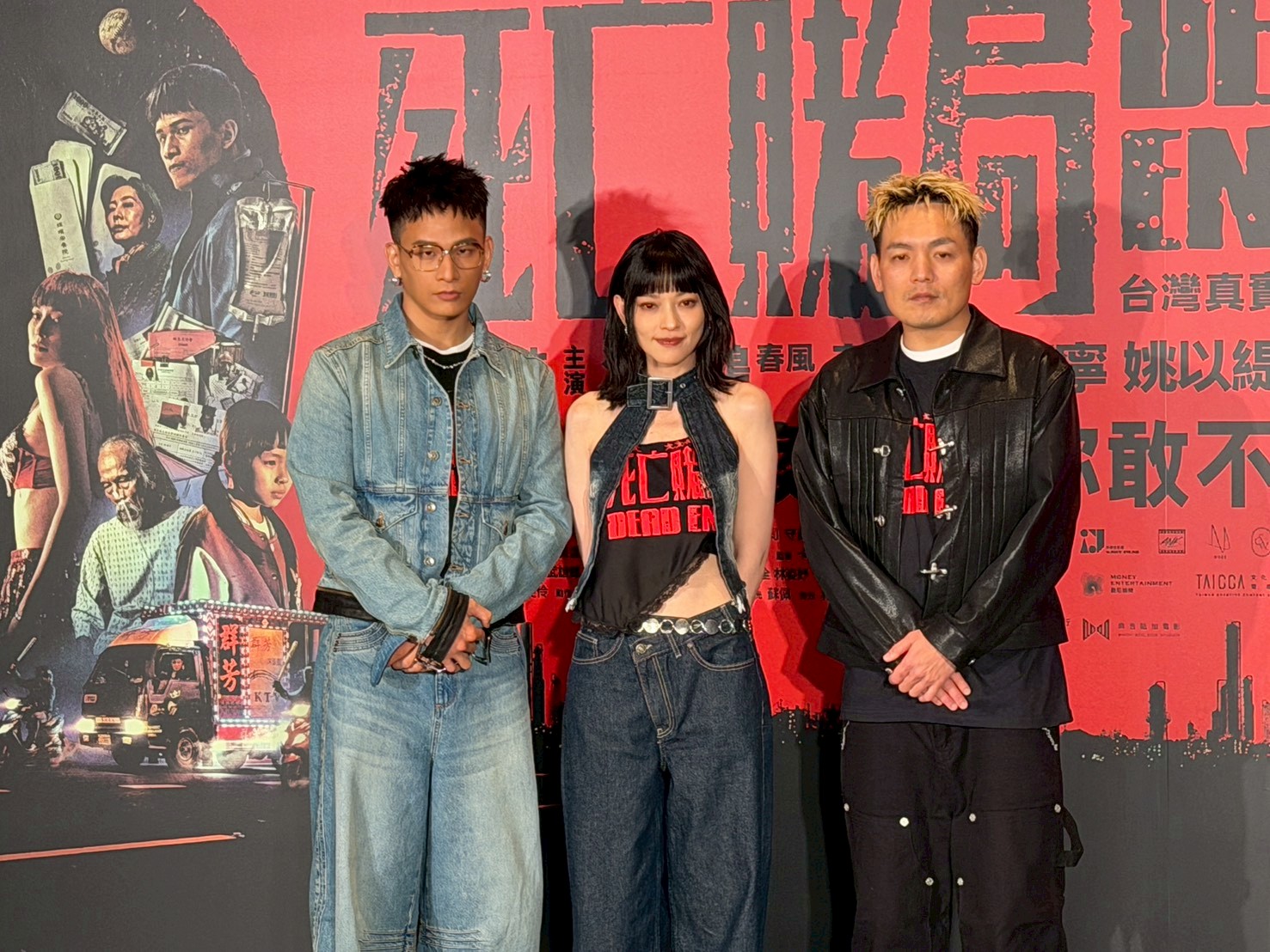 黃奇斌（左起）、姚以緹、春風出席《死亡賭局》記者會。（圖／攝影組）