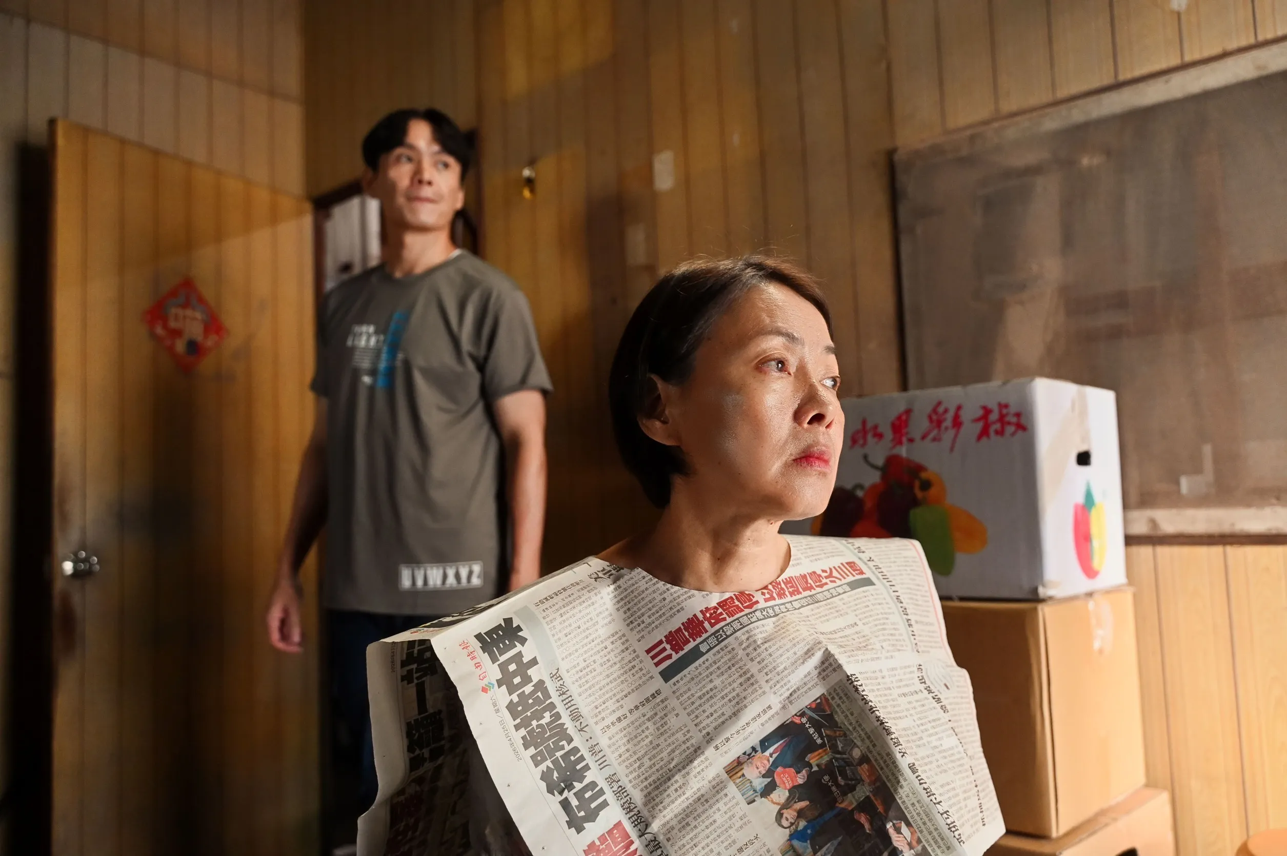 柯淑勤與黃鐙輝在澎恰恰新歌MV中飾演母子。（圖／ 頻道「說到不如做到陪伴」提供）