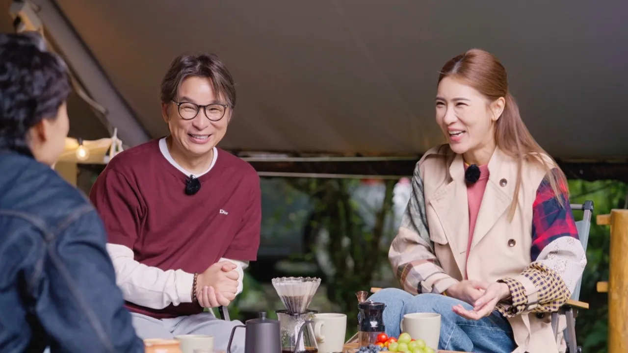 陳鎮川登節目《坐吧!聊聊》,罕見大方揭開自己成長背景與人生故事。(圖/徽摩立科技提供)